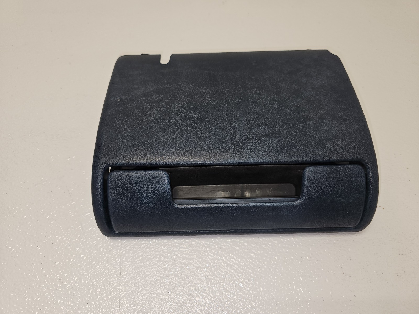 88-94 Chevy Silverado GMC 1500 Pull Out Dash Cup Holder Truck BLUE ( READ DISE)