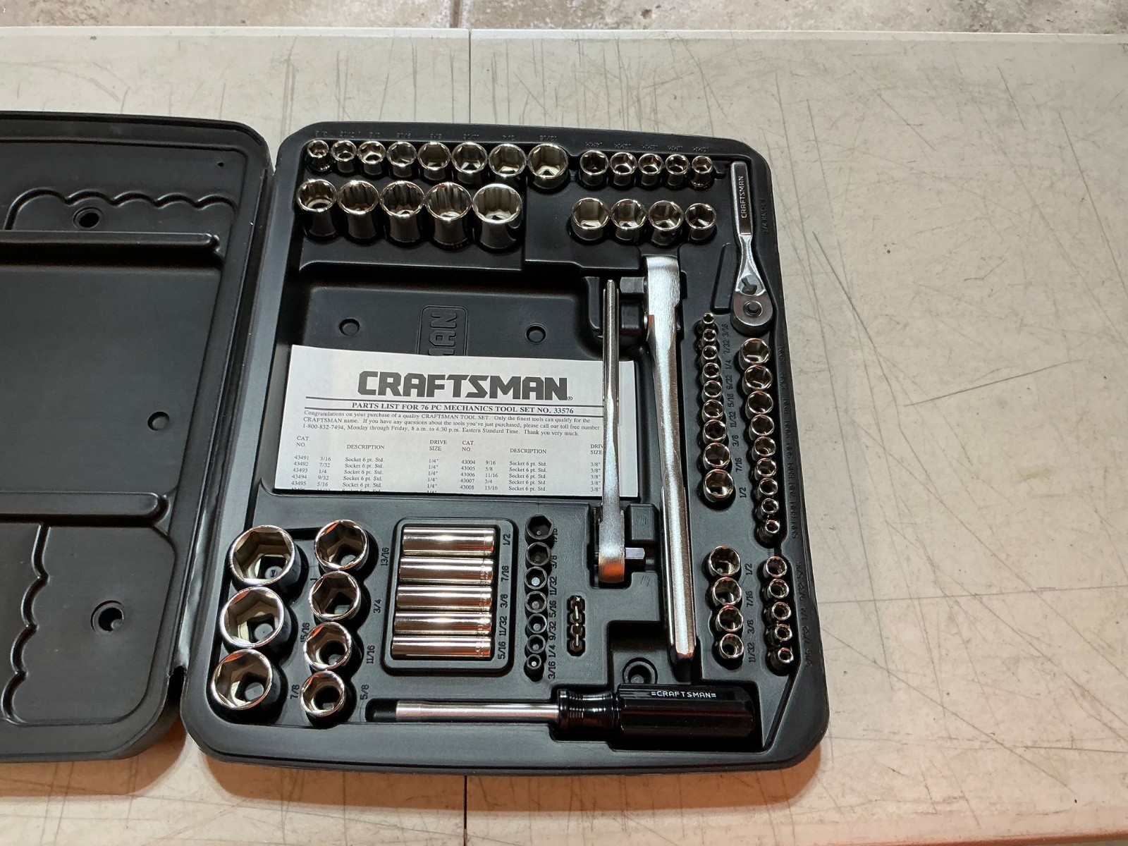 Craftsman 76 pc Mechanic Socket Ratchet Tool Metric Inch Set Case 33576 USA Made