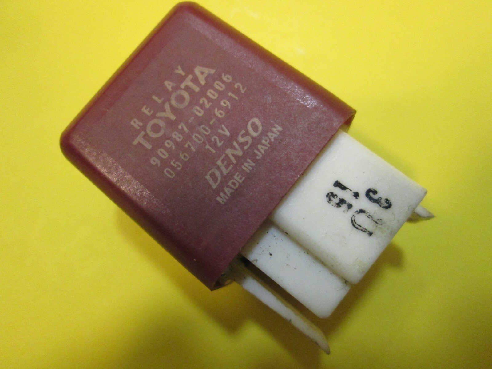 TOYOTA RELAY PART # 90987-02006. 30 DAYS WARRANTY !!!!!!