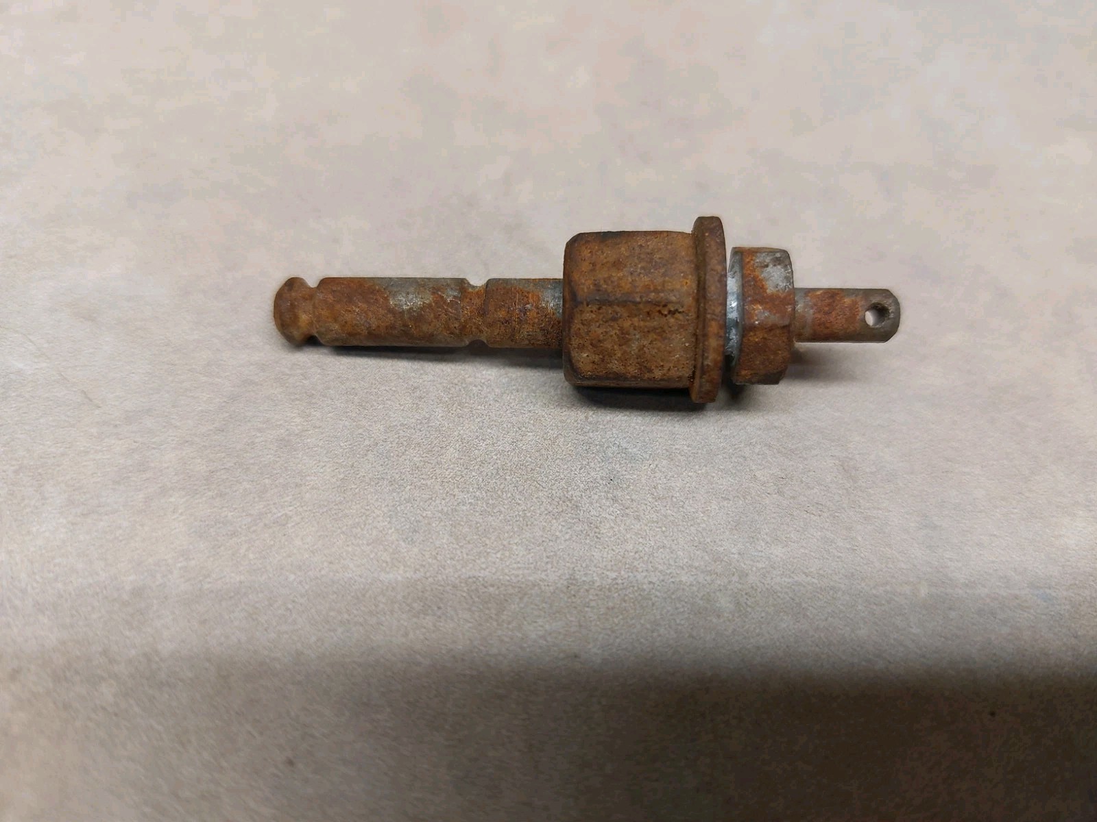 MOPAR Automatic Carburetor Linkage Stud 318 340 360 440 69 70 71 72 73 74 1986