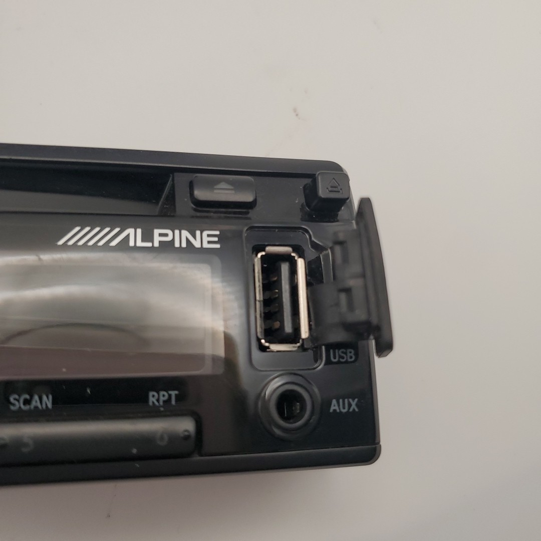 OEM Alpine CD Receiver CDE-100 Faceplate POWER TESTED W/ Kenwood Case