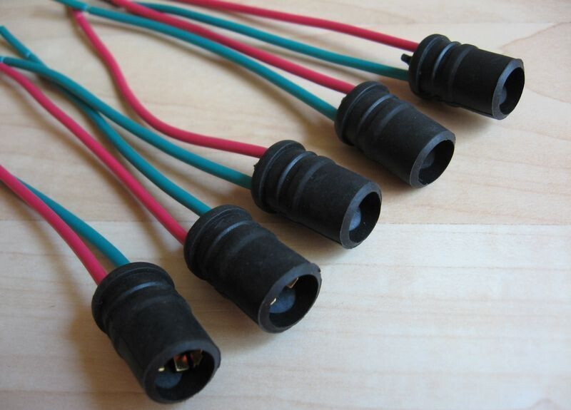 (5) T10 Rubber Socket Holder Instrument Gauge Light 1/2″ 12.7mm Diameter #M70A