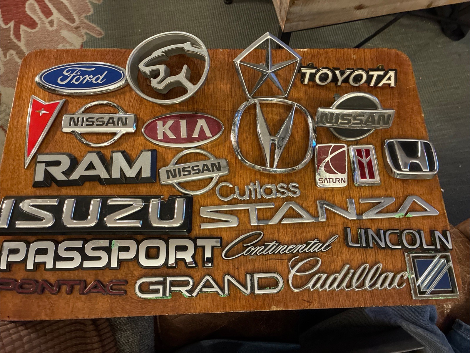 Automobile Manufacturers Mixed Emblem Lot Metal And Plastic