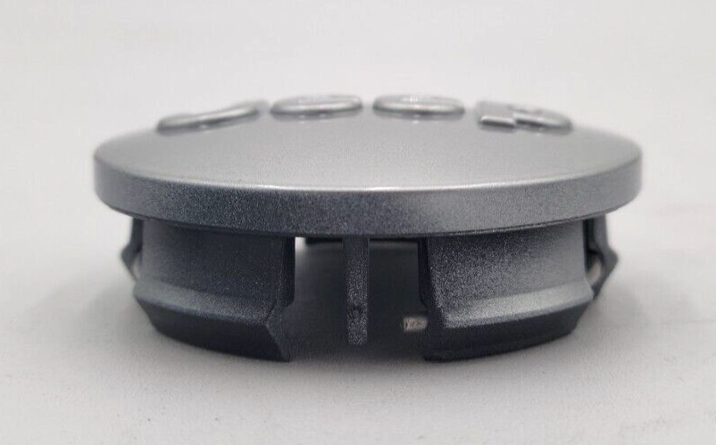 OEM Jeep 2.5″ Light Silver Center Cap – 1LB77TRMAC/1LB77LS1AC