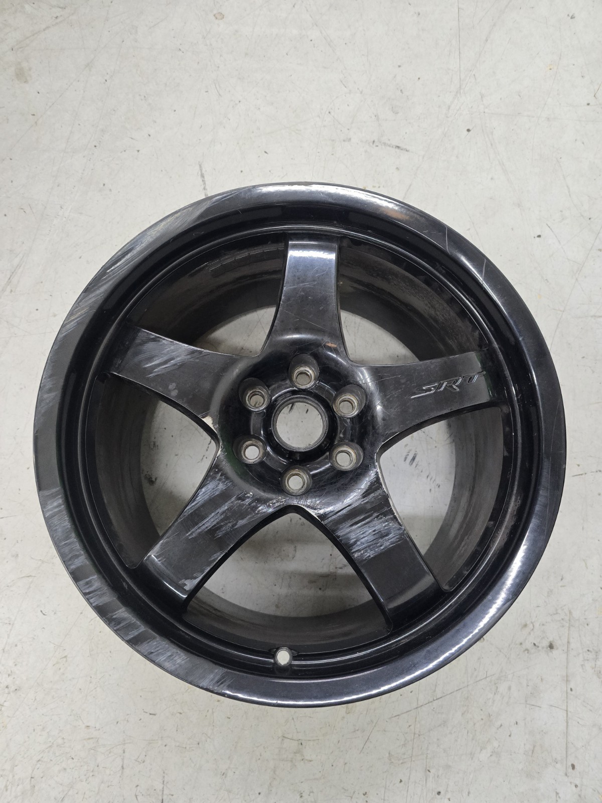 🚗 2009 Dodge Viper ACR Front Wheel Black – Paint Damage – 1JJ57DX8AA – OEM