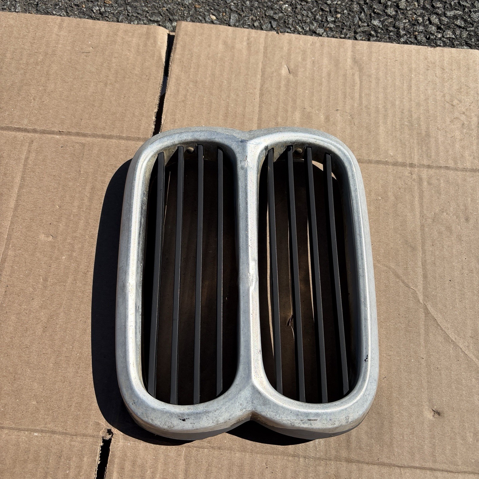 Bmw E10 2002 2002tii Center Grill for Years 1968 to 1973