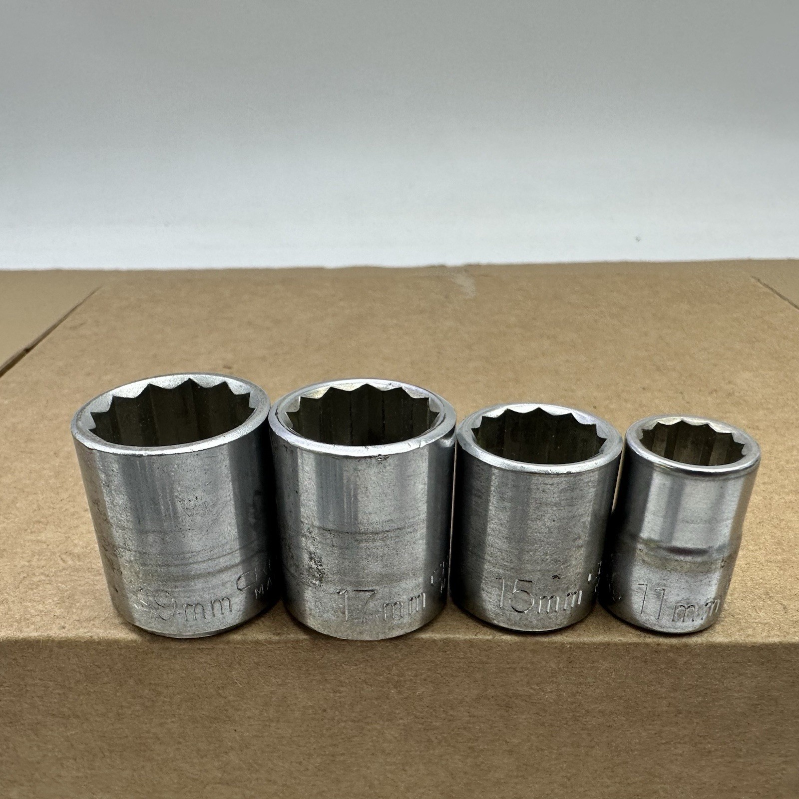 Vtg Craftsman Shallow Socket Set 3/8 Drive Metric 19 17 15 11 EE- USA 12 Point