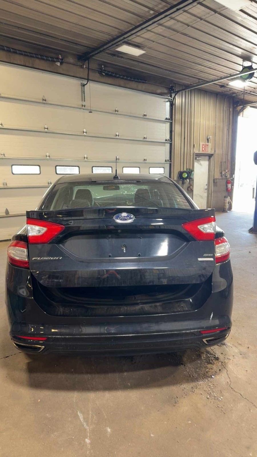 Used Rear Right Door Assembly Rear Side fits: 2016 Ford Fusion Rear Right Grade