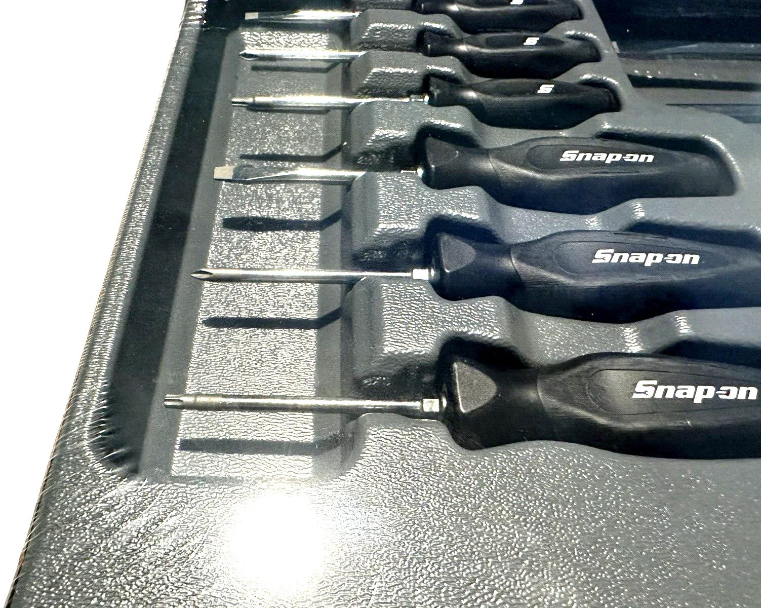 Snap-On BLACK 12 pc soft grip combination screwdriver set SGDXW120B NEW USA