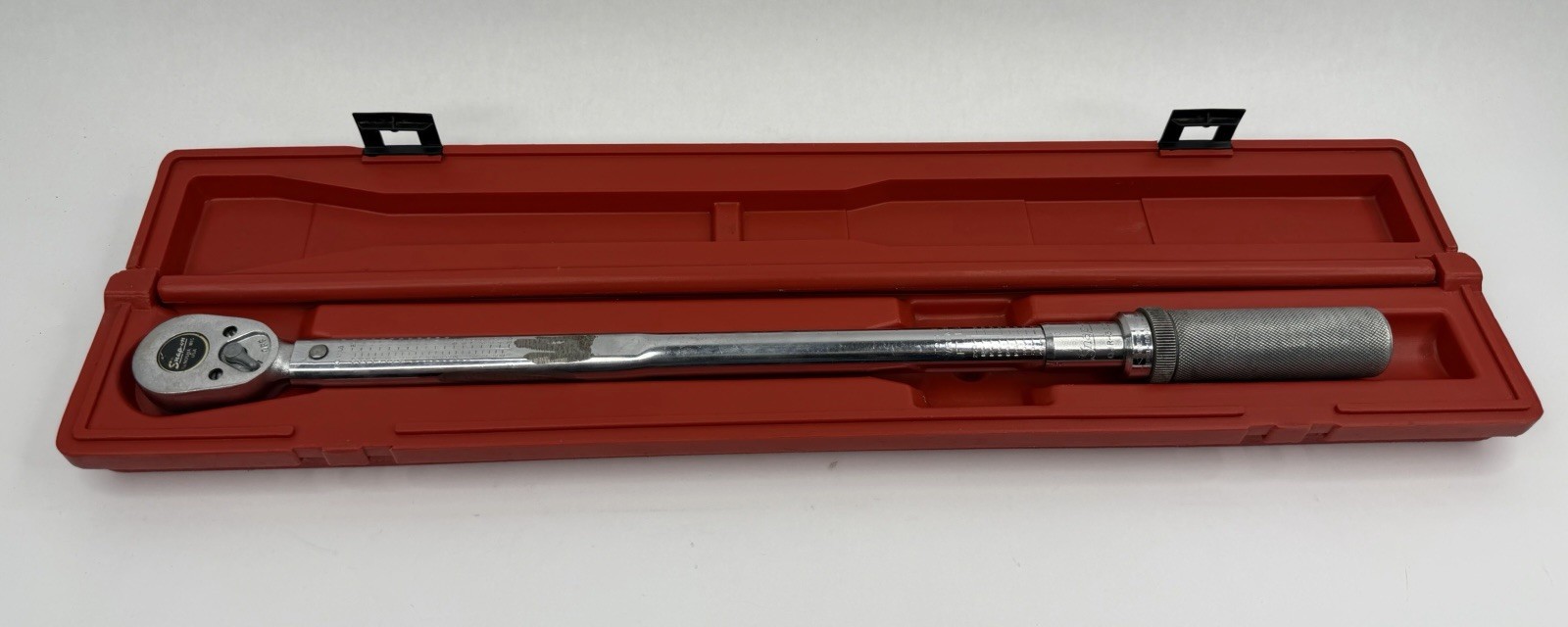 SNAP-ON QJR3200B 1/2 IN TORQUE WRENCH CLICK TYPE 30-200 FT LBS W/CASE MADE IN US