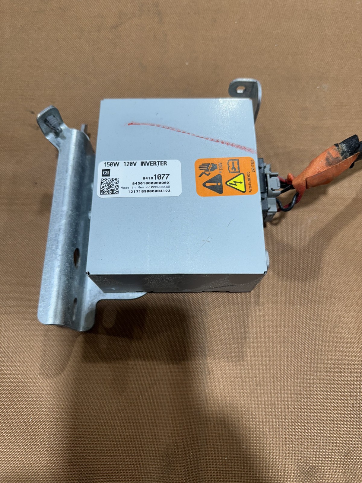 AC/DC Power Control Module 150W/120V OEM GM 15-18 Silverado Sierra 84181077