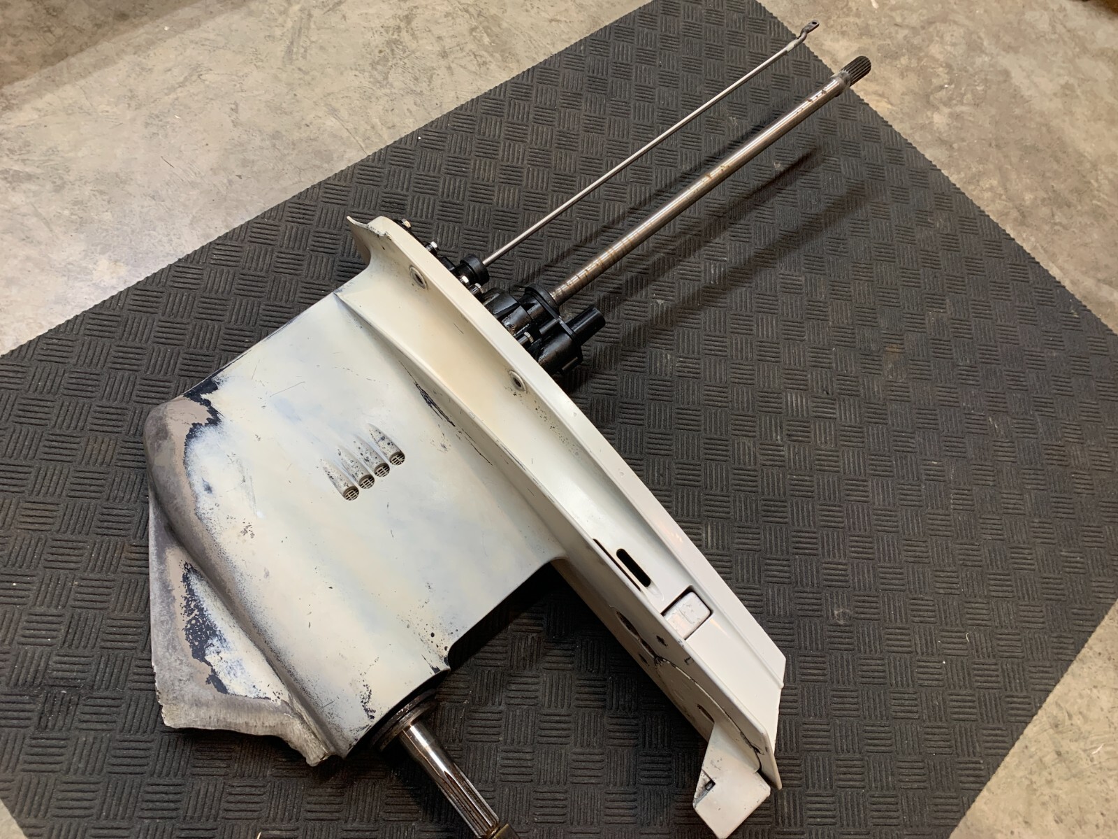 *90 Day Warranty* Johnson Evinrude Lower Unit Gearcase Assy 0398182 398182