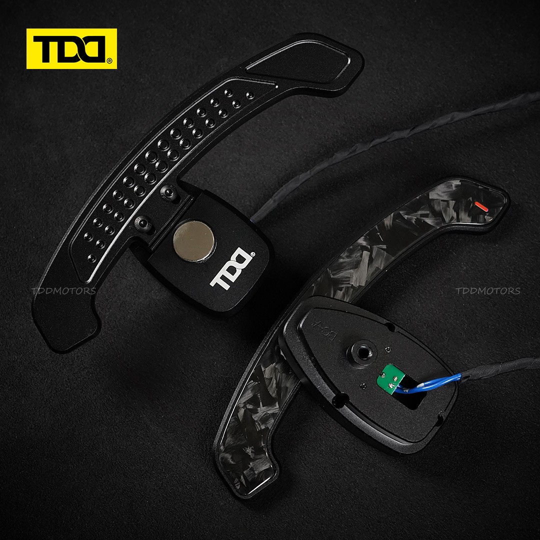 Glossy Carbon Fiber/Aluminum Alloy Paddle Shifter For Mercedes Benz W205 S205