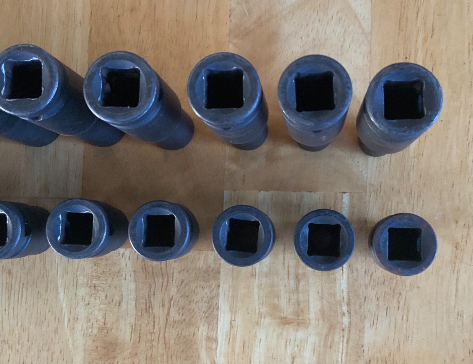 MAC TOOLS EXPERT E041641 30-PC. 6-PT. 1/2“ DRIVE METRIC IMPACT SOCKET SET – USED
