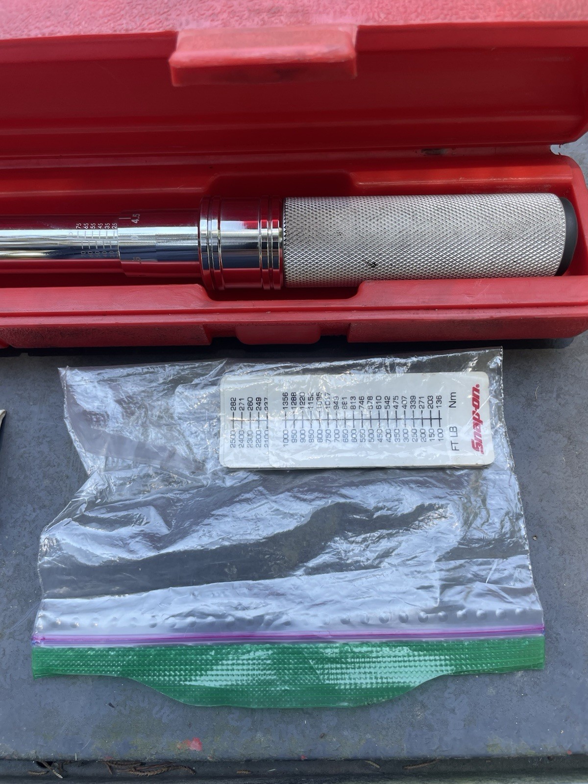 Snap on QD2FR75 -3/8″ Dr. Click-Type Flex-Head Torque Wrench with Carry Case