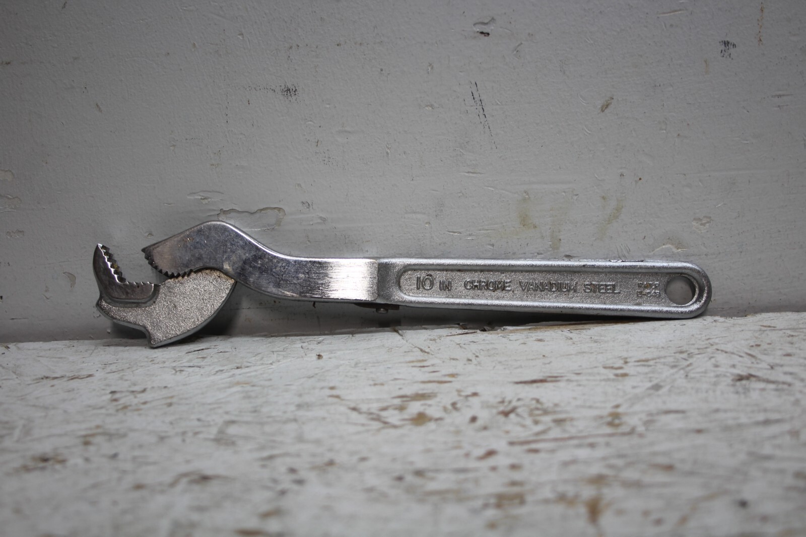 Vintage Urban 2000 Universal Wrench 10″ Chrome Vanadium steel Japan