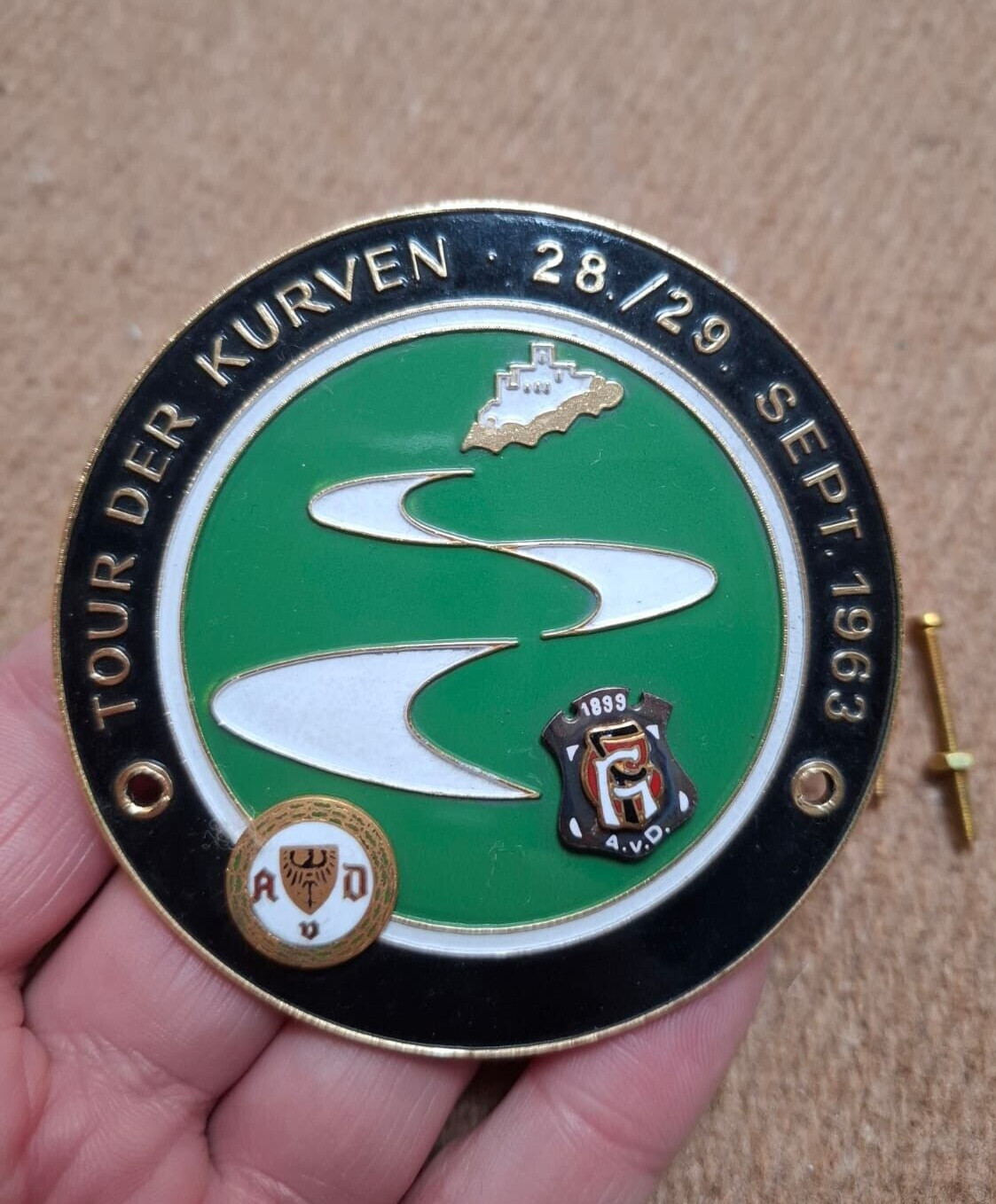 NURBURGRING CAR BADGE GERMAN RACE TRACK PORSCHE 356 550 DEAN NÜRBURGRING 1963