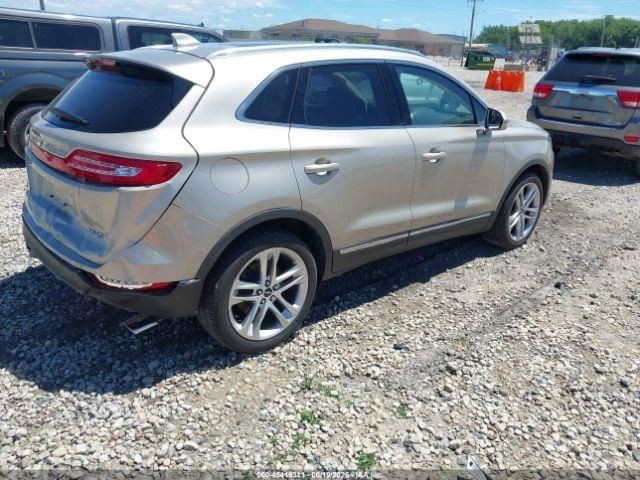 (LOCAL PICKUP ONLY) Driver Left Front Door Electric Fits 15-19 MKC 2189405