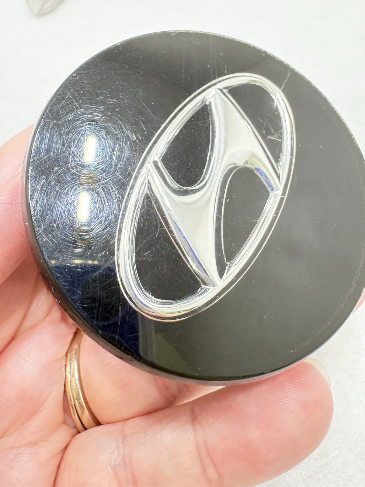 OEM Hyundai Sonata Tucson Wheel Center Caps Set of 4 Black 60mm 52960-L1100