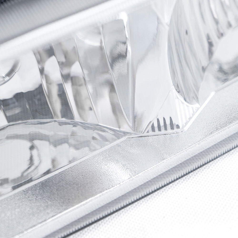 Fit For 2003-2007 Chevy Silverado/Avalanche Headlights + Fog Lights