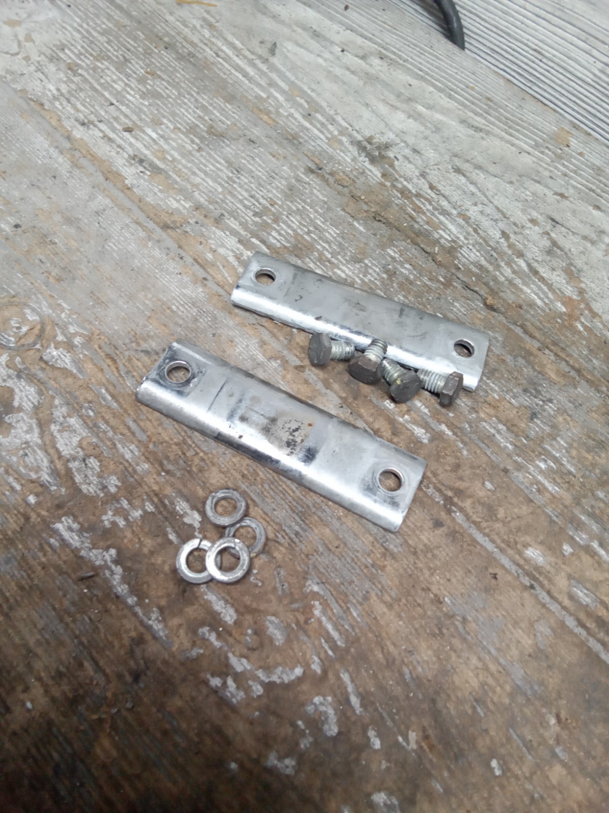 2007 07 Harley Davidson Electra Glide Shrine Exhaust Mounting Hardware BH-735