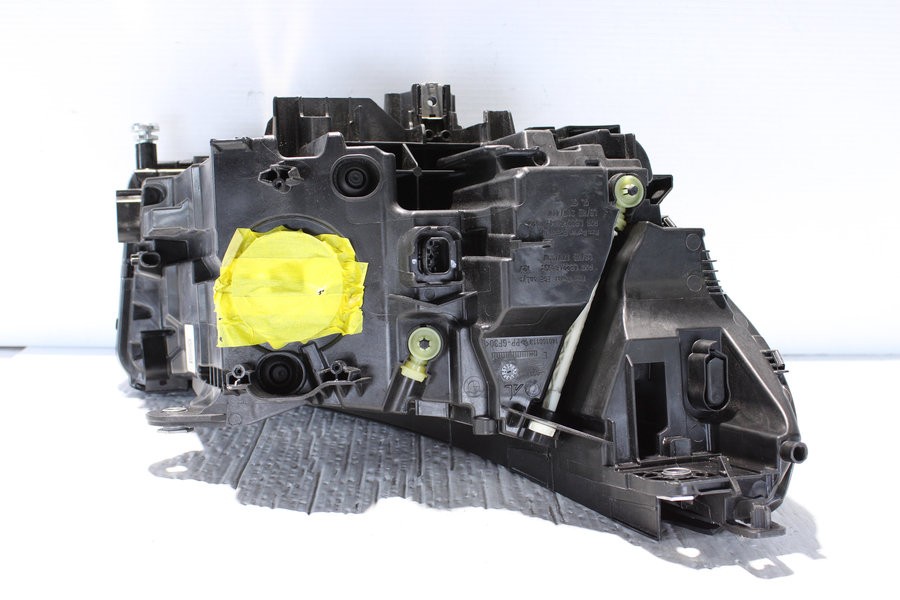 2024-2026 BMW 5 Series Left Side LED Headlight Assembly OEM LE22E6494