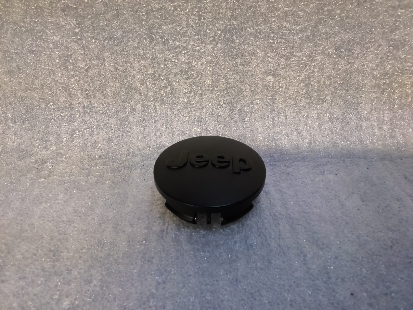 Factory MOPAR OEM Jeep 2.5″ Matte Black Center Cap – 1LB77TRMAC/1LB77RXFAC