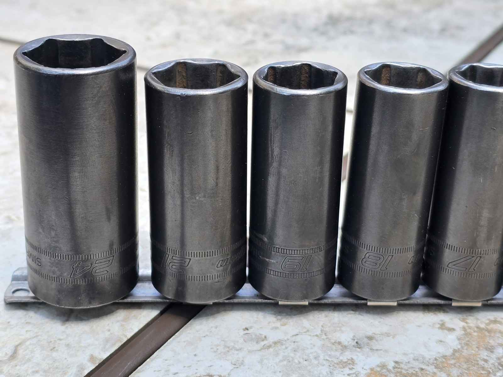 Snap-on 14pc 3/8″ Flank Drive Deep Metric Impact Socket Set 6pt 8-19, 21 & 24mm