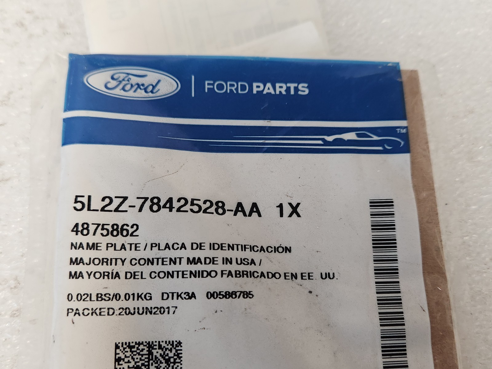 NEW OEM Ford Expedtion Explorer Rear Chrome “ADVANCE TRAC RSC” NAMEPLATE Emblem