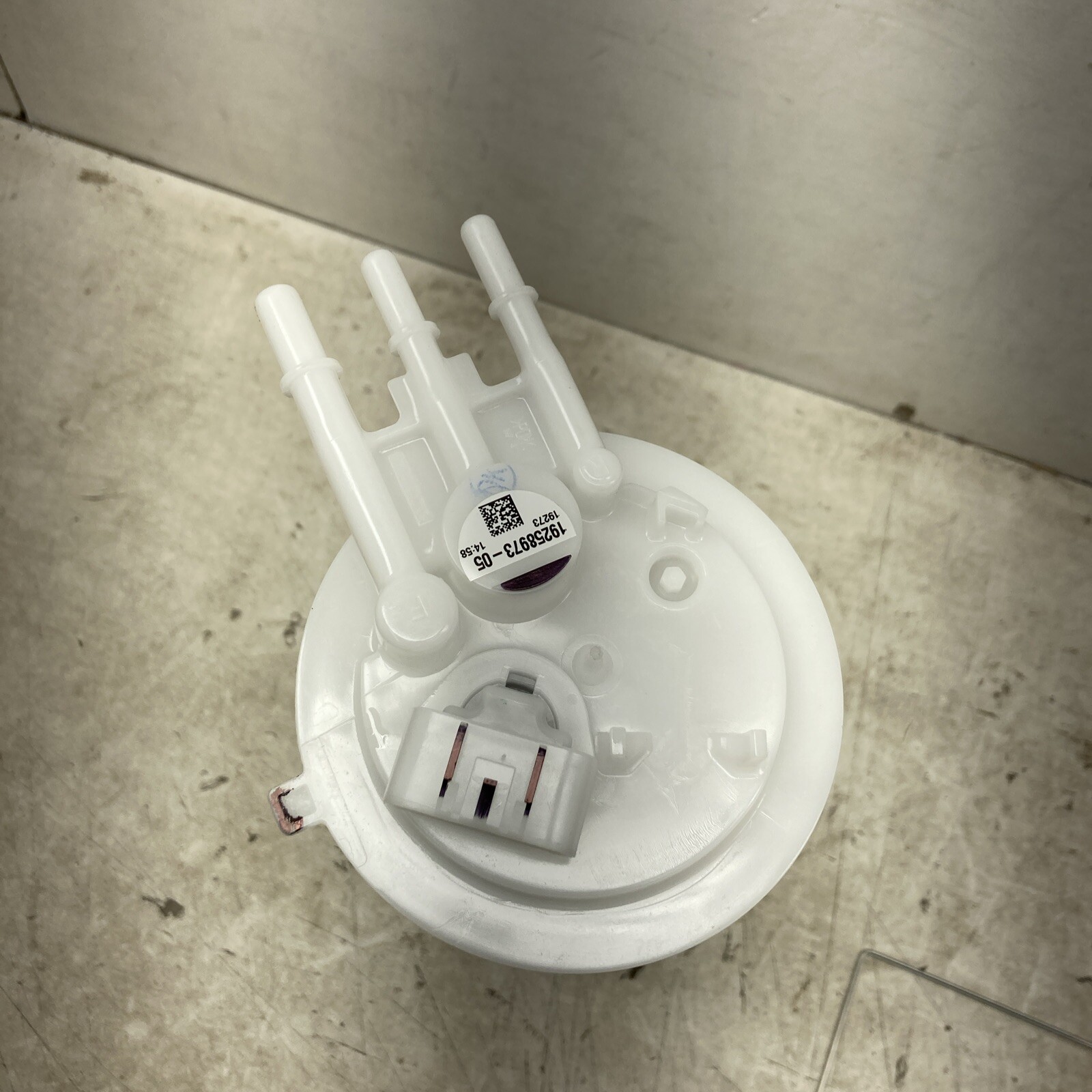Genuine GM Fuel Pump Module Assembly 19369916 (New Old Stock)