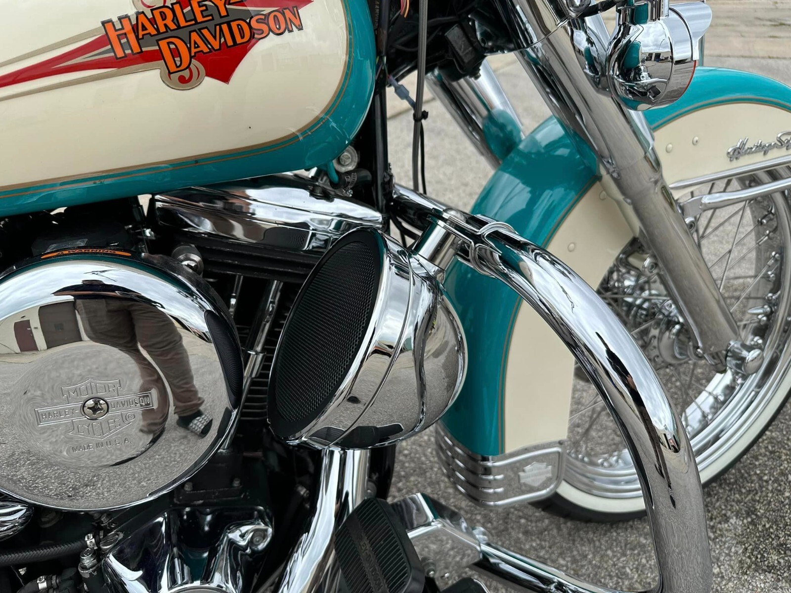 6.5″ Chrome Motorcycle Crash Bar Speaker Pods – 1 Pair