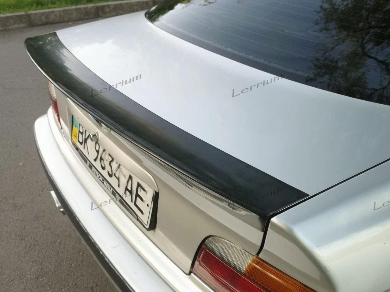 BMW E36 coupe 2dr trunk spoiler lip plastic, E36 coupe ducktail