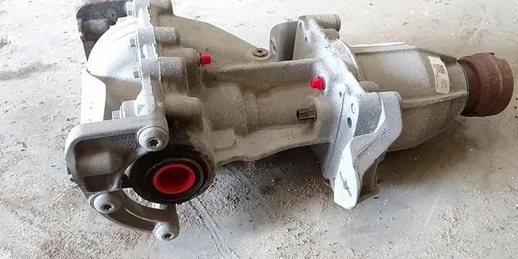 2017-2019 Ford Escape Rear Differential Carrier Assembly OEM 30 Days Warranty