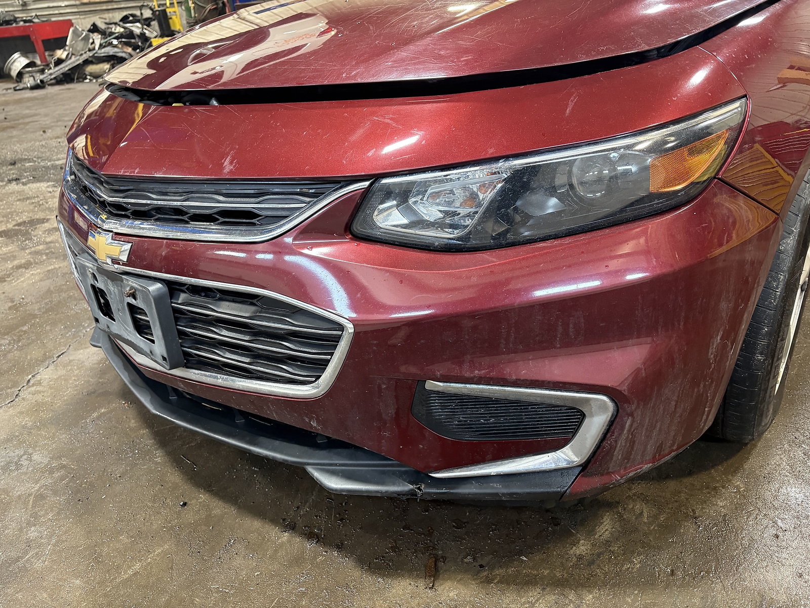 Used Front Right Door Assembly Front fits: 2016 Chevrolet Malibu VIN Z 4th digit
