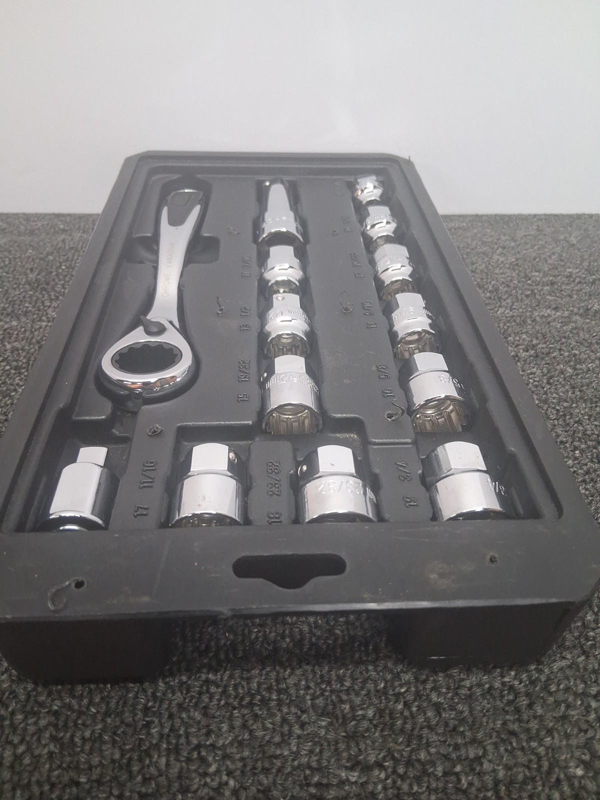 NIP Kobalt 14pc Xtreme Access Socket Set (Pass Thru) SAE and Metric