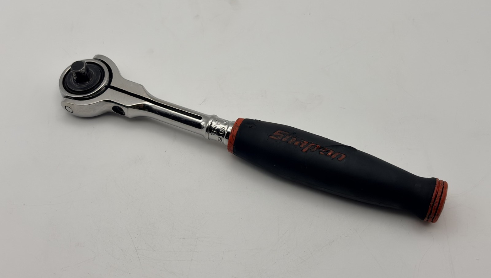 SNAP ON TOOLS USA THNF72 R 1/4″ Dr RED Soft Grip 180° Round Head Ratchet