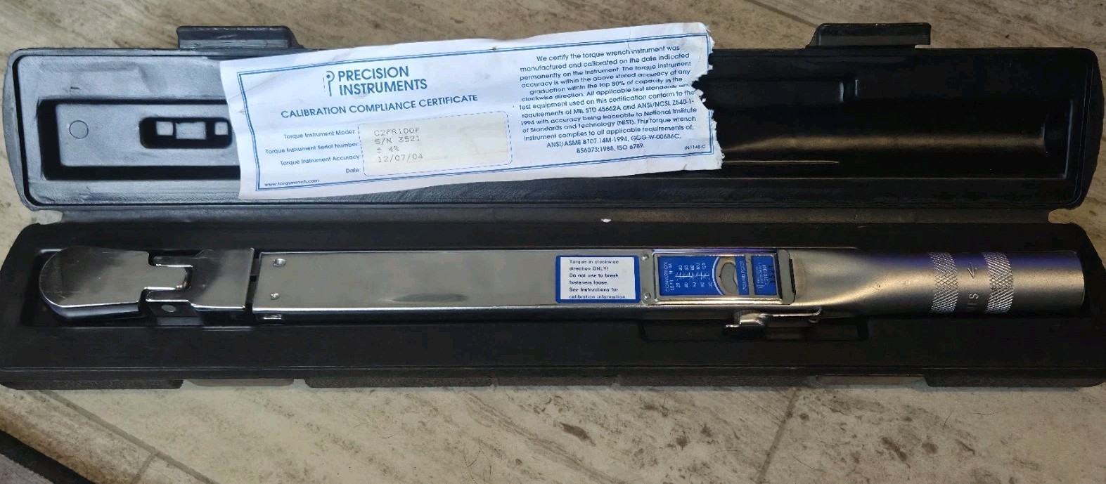 Precision Instruments C2FR100F Torque Wrench 3/8 In. With Case