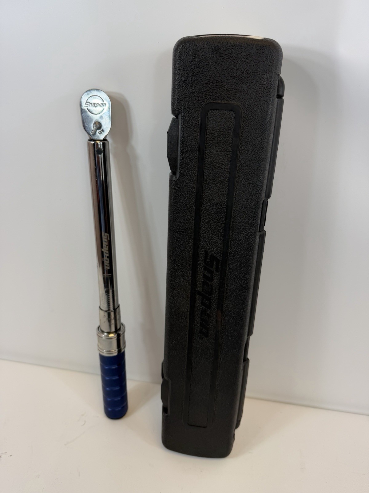 Snap on 3/8″ Drive Adjustable Click-Type Micro Torque Wrench QE2R100 Blue