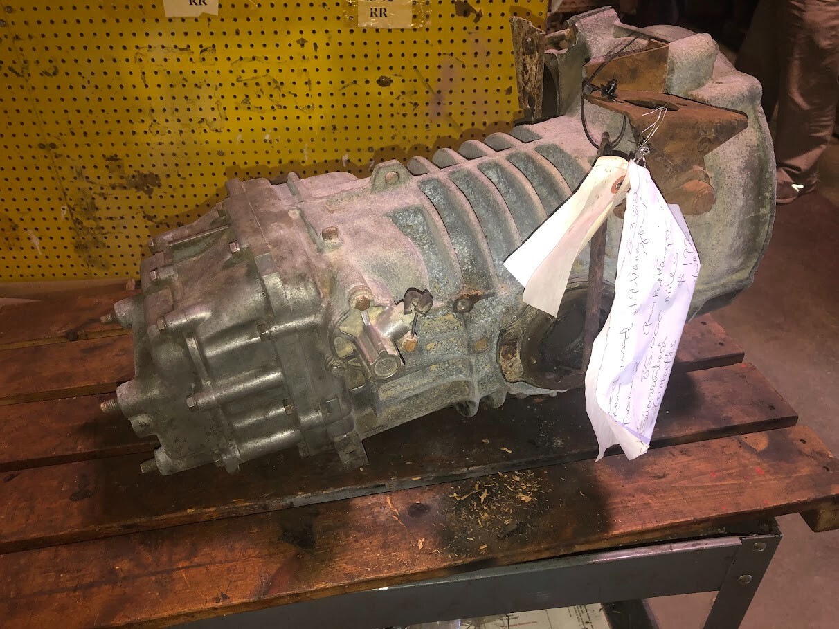 VW Vanagon manual Transmission guaranteed 6 months # 091 301 211C
