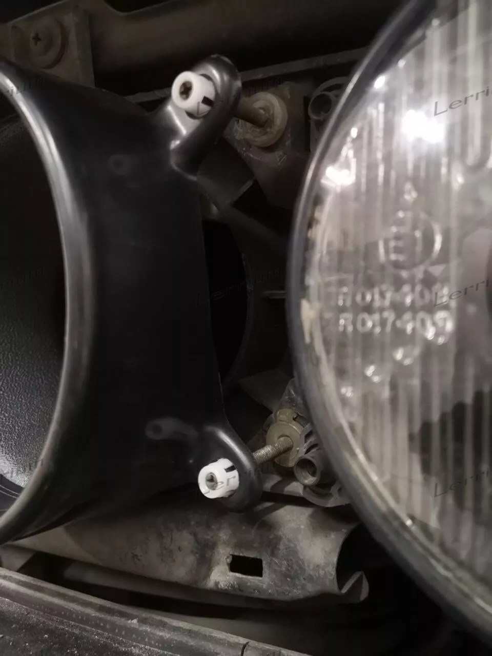 BMW E34 left side headlight duct, 3,5″ intake cold air duct, video
