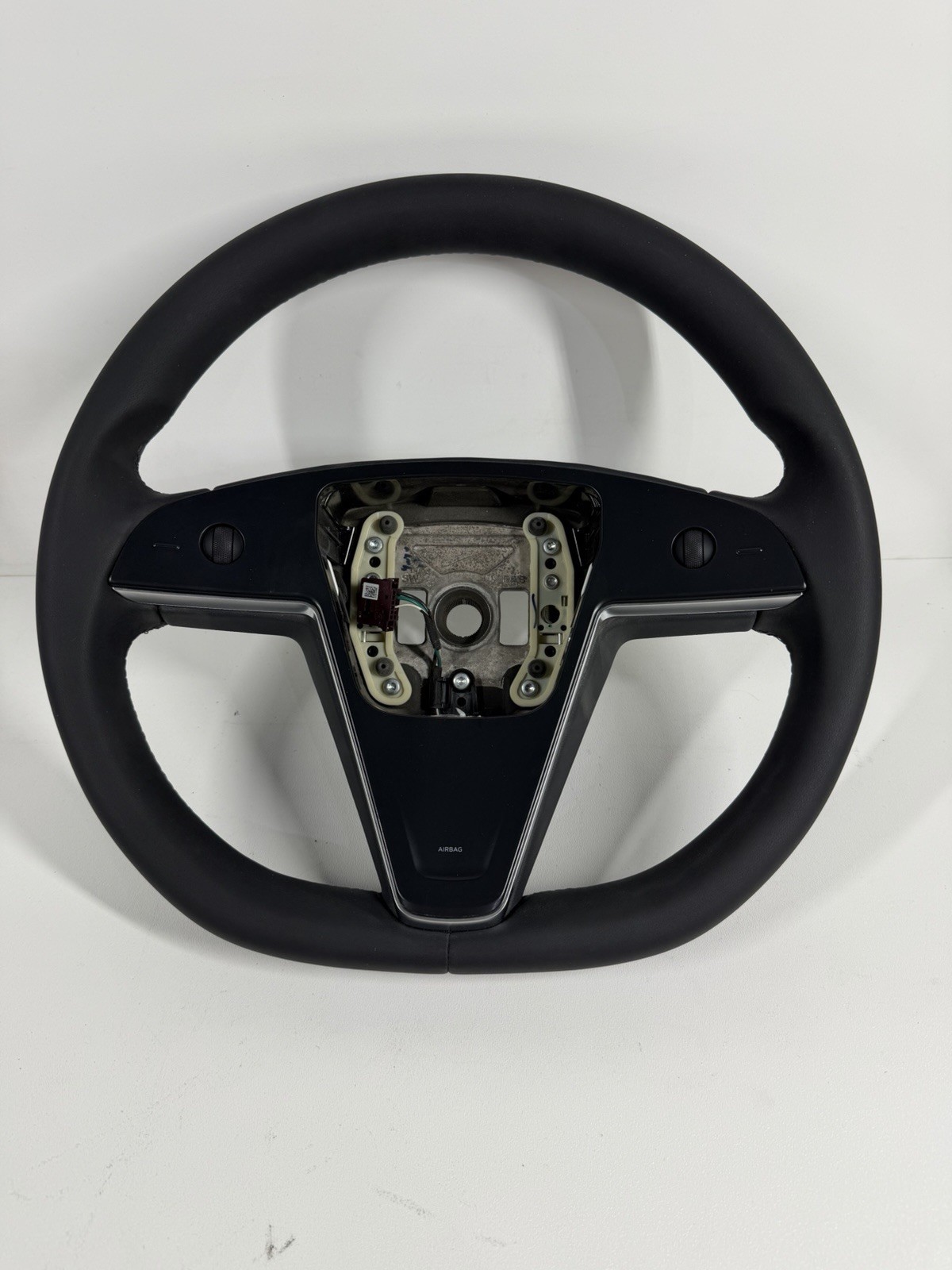 21-25 Tesla Model S / X Round Steering Wheel OEM 1607880-00-G BRAND NEW