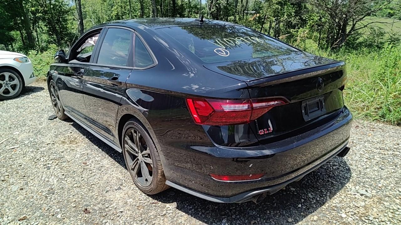 Used Front Center Infotainment Display fits: 2021 Volkswagen Jetta gli display a