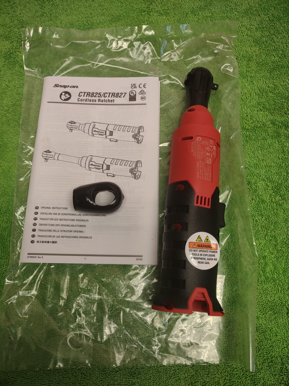 New!!! Snap-on 1/4″ Drive 40 ft lbs Lithium Ion Cordless Ratchet RED CTR825DB