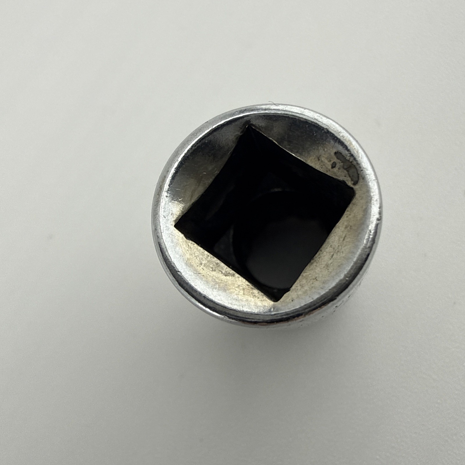 Craftsman USA 10mm Socket 12 Point 3/8 Drive EE 44302