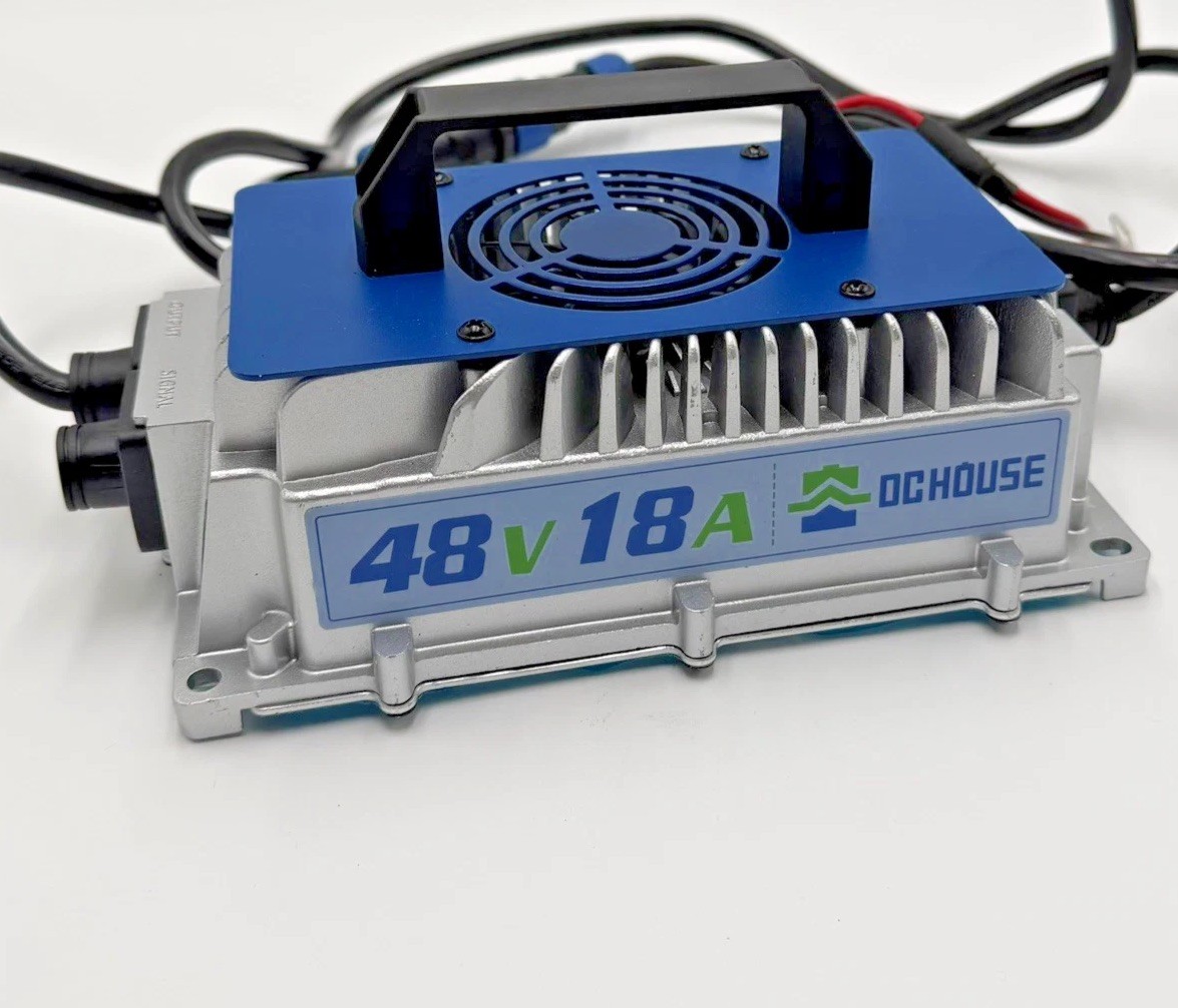 DC House 48V 18A Lithium Charger Golf Carts, Forklifts, Boats IP65 Waterproof