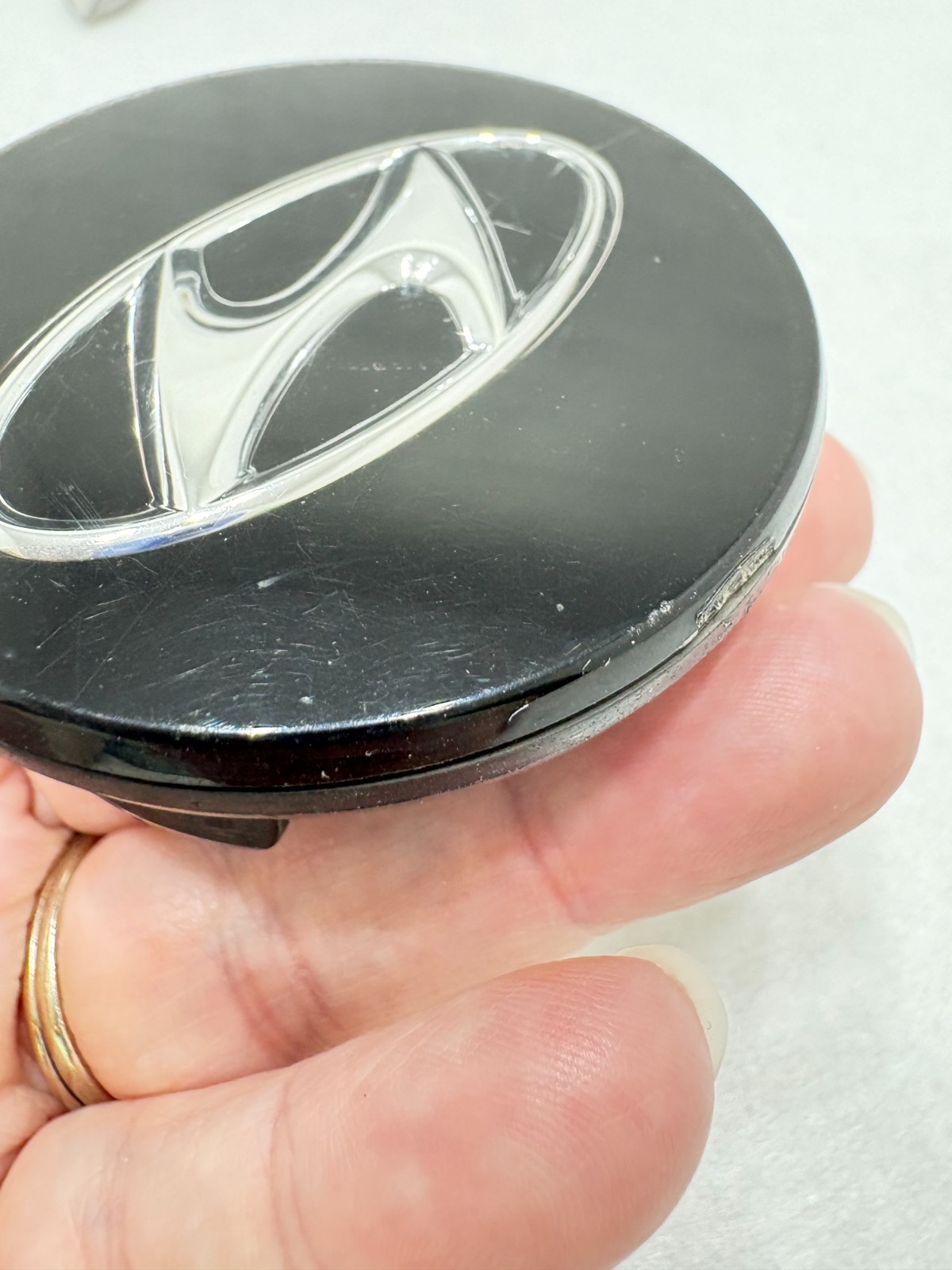 OEM Hyundai Sonata Tucson Wheel Center Caps Set of 4 Black 60mm 52960-L1100