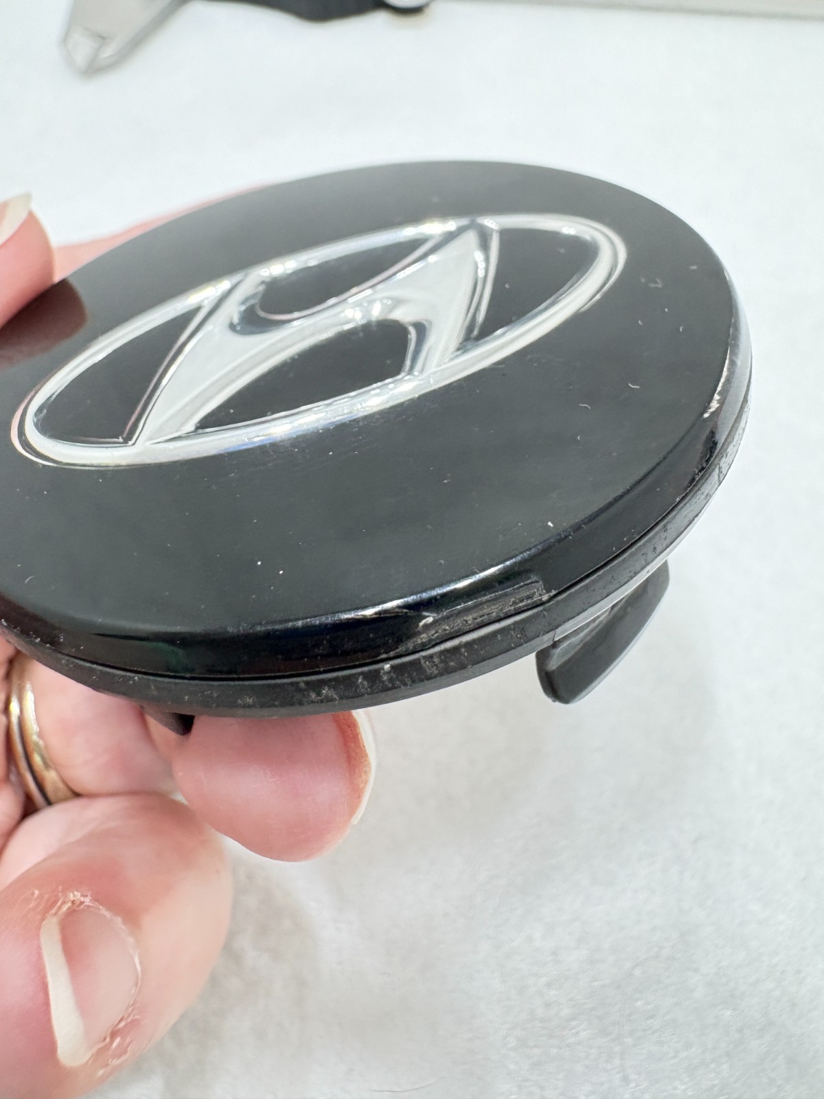 OEM Hyundai Sonata Tucson Wheel Center Caps Set of 4 Black 60mm 52960-L1100