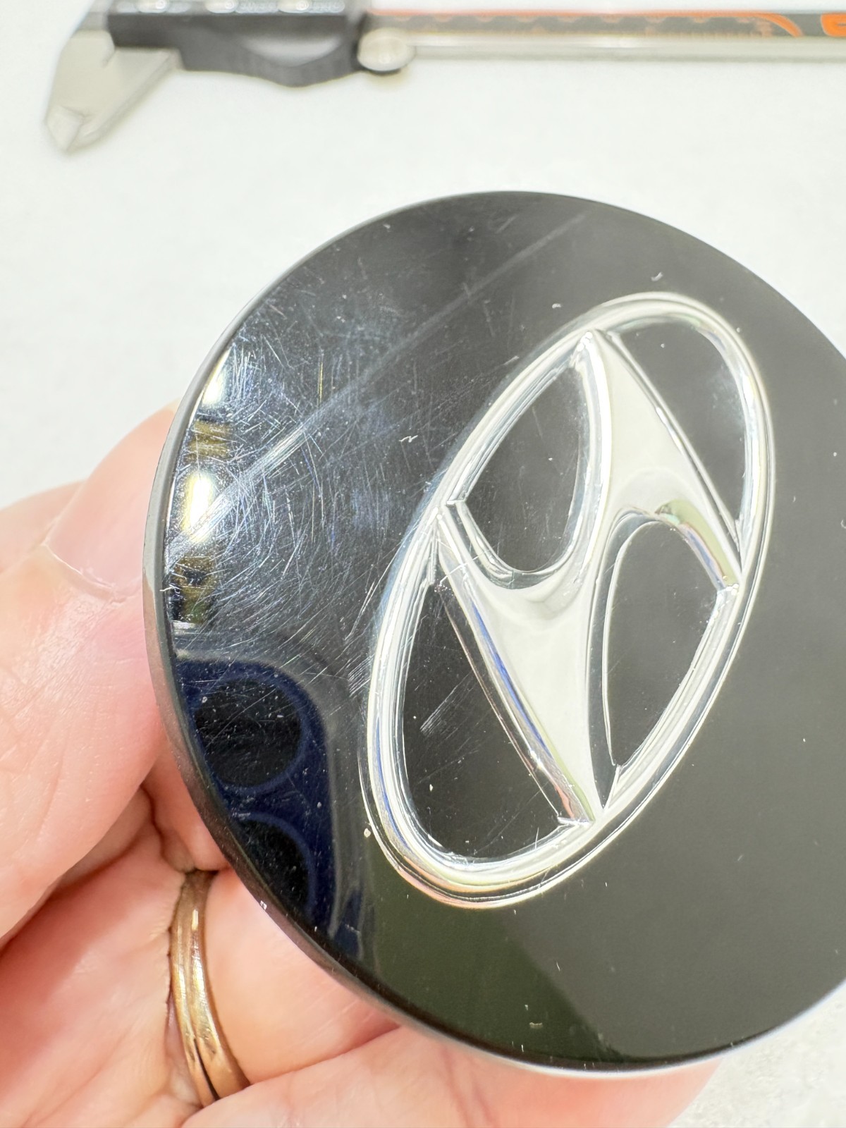 OEM Hyundai Sonata Tucson Wheel Center Caps Set of 4 Black 60mm 52960-L1100