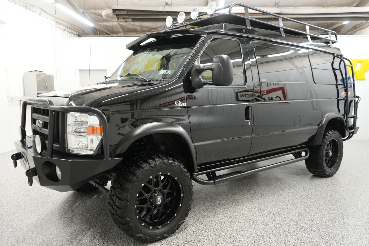 2013 Ford E-350 Super Duty