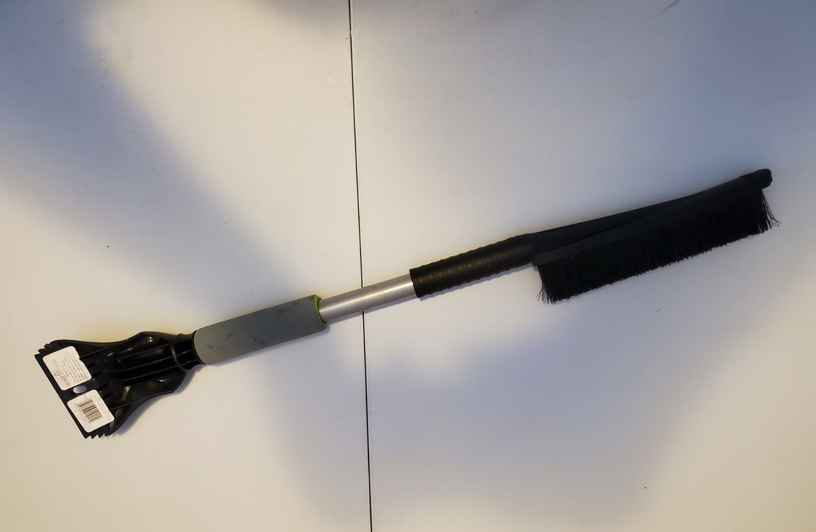 Subzero Avalanche Heavy Duty Ice Scraper & Snow Brush Combo Extends to 27″ Gray
